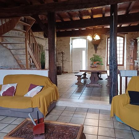 Chaleureux Cottage, Piscine Patio Tayrac  외부 사진