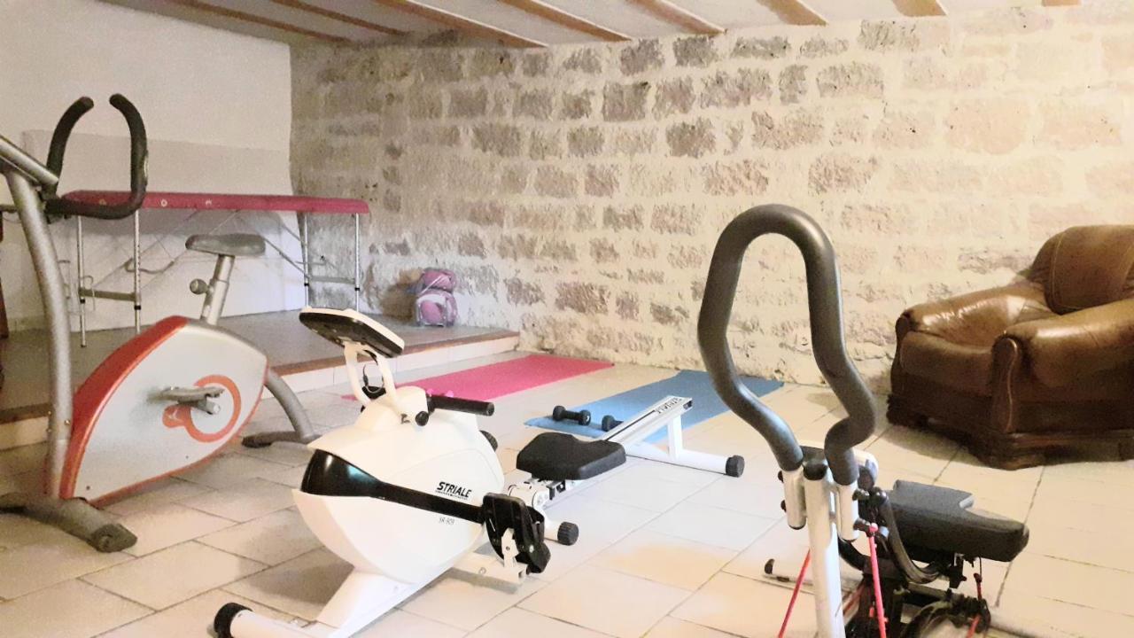 Chaleureux Cottage, Piscine Patio Tayrac  외부 사진